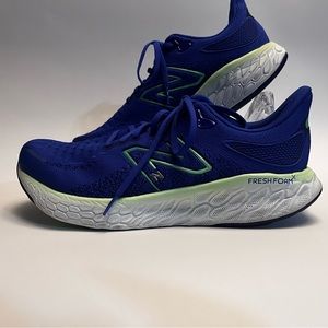 Size 9.5M- new balance fresh foam x 1080 blue green apple - used